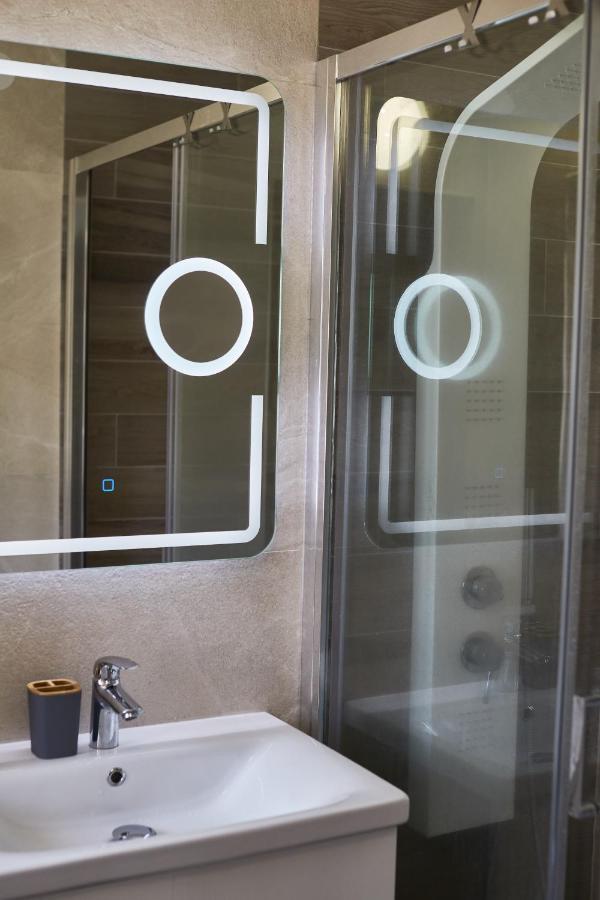 מאלינסקה Apartments Vila Dk מראה חיצוני תמונה