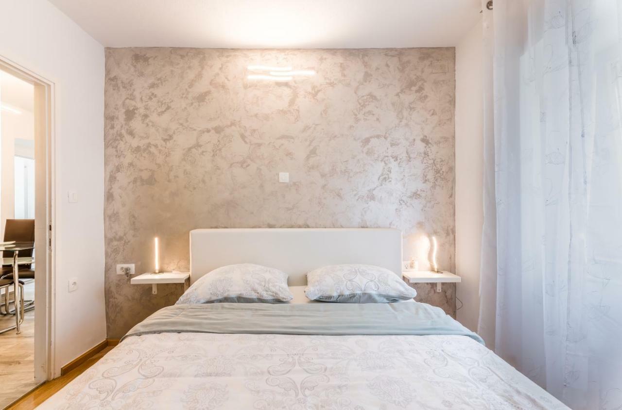 מאלינסקה Apartments Vila Dk מראה חיצוני תמונה